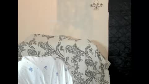 Snapshot of xmetalstudx chatting on November 2025 03:05:01 AM MetalstudMaster online show from November 2025 03:05:01 AM