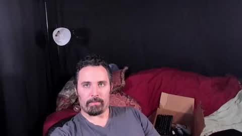 Snapshot of xmetalstudx chatting on November 2025 01:50:02 AM MetalstudMaster online show from November 2025 01:50:02 AM