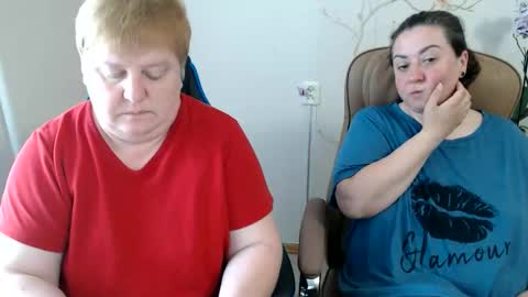 Snapshot of xmollyjanex chatting on June 2026 09:46:01 AM XMollyJaneX online show from June 2026 09:46:01 AM