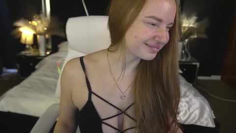 Monica online show from November 2025 06:45:01 AM