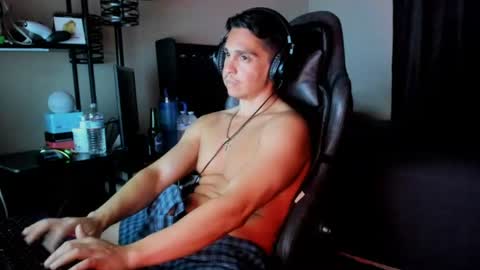 Snapshot of xoalejandroxo6 chatting on June 2026 06:04:02 AM xoalejandroxo6 online show from June 2026 06:04:02 AM