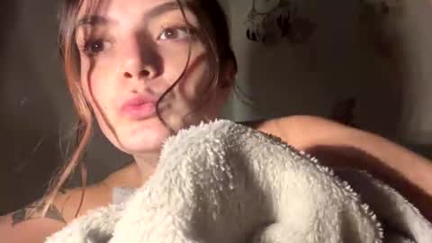 Snapshot of xocammymuse chatting on November 2025 11:37:02 PM Cammy Muse online show from November 2025 11:37:02 PM