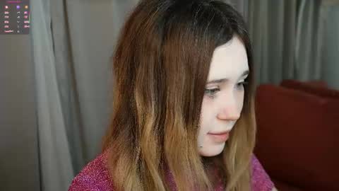 Snapshot of xohanna chatting on November 2025 06:39:03 AM Milana online show from November 2025 06:39:03 AM