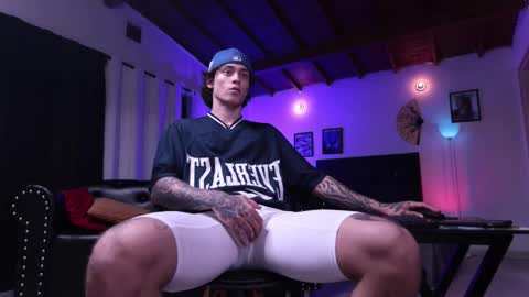   online show from November 2025 12:11:02 AM