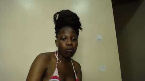 Xoxo online show from November 2025 07:02:01 PM