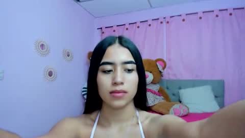 Snapshot of xoxo_melany chatting on November 2025 12:05:02 PM melany online show from November 2025 12:05:02 PM
