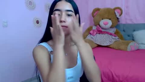 Snapshot of xoxo_melany chatting on November 2025 12:49:01 PM melany online show from November 2025 12:49:01 PM