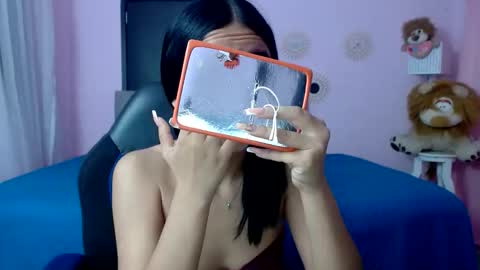 Snapshot of xoxo_melany chatting on January 2026 12:10:01 PM melany online show from January 2026 12:10:01 PM