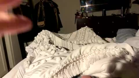 xoxowtf online show from December 2024 03:20:02 PM