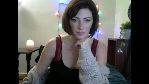 Snapshot of xp_bunni chatting on December 2025 04:29:01 AM Bunni online show from December 2025 04:29:01 AM