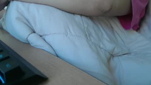 Snapshot of xpeep_show chatting on November 2025 07:01:02 PM Heavenly Star online show from November 2025 07:01:02 PM