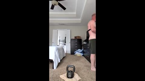 Snapshot of xpqarrum chatting on April 2026 04:12:02 PM xpqarrum online show from April 2026 04:12:02 PM