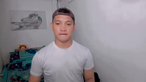 Snapshot of xsebastian19 chatting on May 2026 09:47:01 AM xsebastian19 online show from May 2026 09:47:01 AM