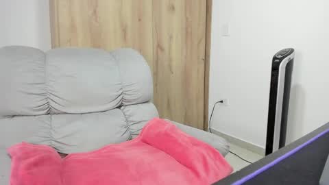 Hellen Sofia instagram hellen5546 online show from April 2026 02:01:02 PM