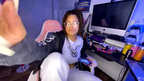 Snapshot of xstargazingx chatting on January 2026 05:22:01 AM xStarGazingx online show from January 2026 05:22:01 AM