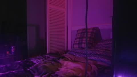 Snapshot of xstay_coldx chatting on February 2025 07:04:02 AM Johnny online show from February 2025 07:04:02 AM