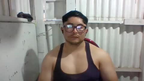 Snapshot of xstudiobog_90 chatting on January 2025 10:07:02 PM xstudiobog_90 online show from January 2025 10:07:02 PM