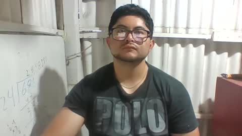 Snapshot of xstudiobog_90 chatting on September 2025 04:45:02 PM xstudiobog_90 online show from September 2025 04:45:02 PM