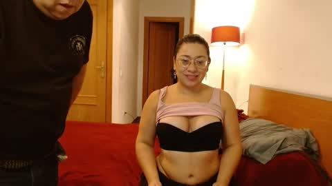 thiagoeva online show from December 2024 11:29:02 PM