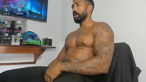 Stipp3r online show from November 2025 12:05:02 PM