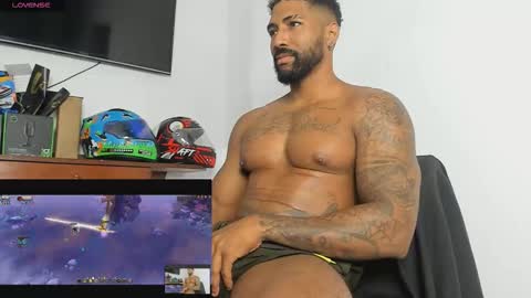 Stipp3r online show from December 2025 12:58:02 PM