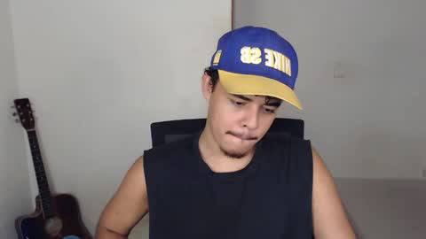 Snapshot of xtranherr chatting on November 2025 01:41:01 AM xtranherr online show from November 2025 01:41:01 AM