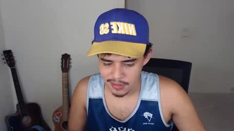 Snapshot of xtranherr chatting on November 2025 01:40:02 AM xtranherr online show from November 2025 01:40:02 AM