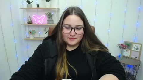 Snapshot of xx_daniella_xx chatting on January 2025 02:33:02 AM xx daniella xx online show from January 2025 02:33:02 AM