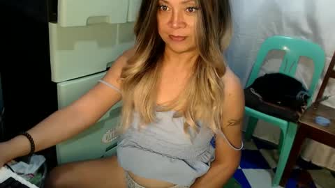 xxaprillovexx online show from February 2025 03:52:01 AM