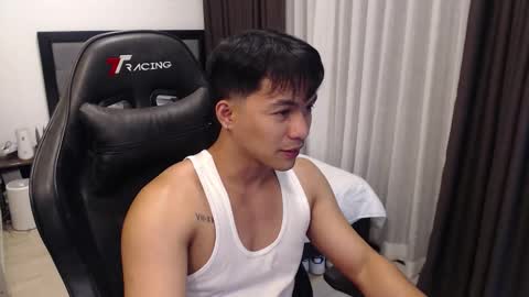 Snapshot of xxasianexploderxx chatting on February 2026 05:00:02 PM Sam online show from February 2026 05:00:02 PM