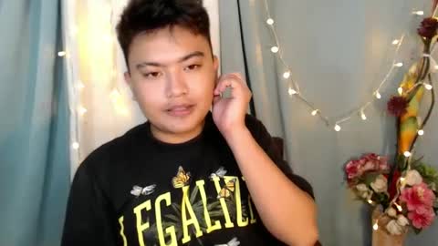 Loyd online show from January 2025 03:00:02 PM