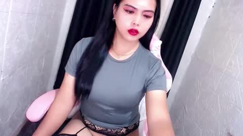 divine online show from October 2025 11:14:01 PM