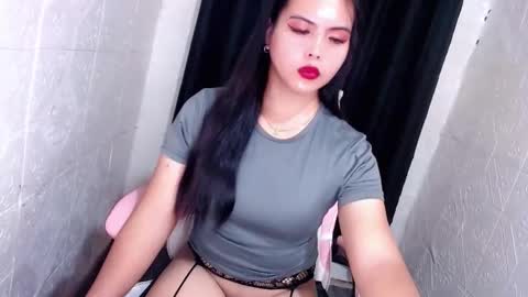 divine online show from October 2025 01:06:02 AM