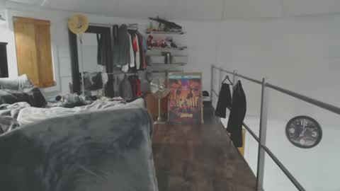 Ivan online show from December 2024 02:24:01 AM