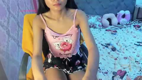 Snapshot of xxkayjeanxx chatting on June 2026 09:35:01 PM Aya online show from June 2026 09:35:01 PM