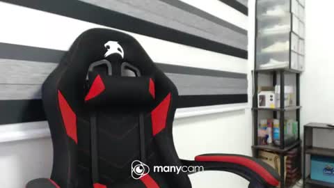  Kaycee  online show from March 2026 11:33:01 PM