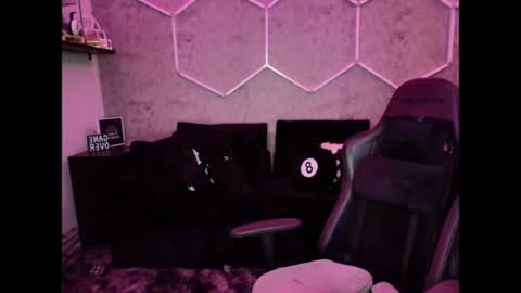 xxprincetonxx online show from April 2026 08:33:01 PM