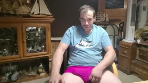 xxScubaStevexx online show from March 2026 05:08:02 AM