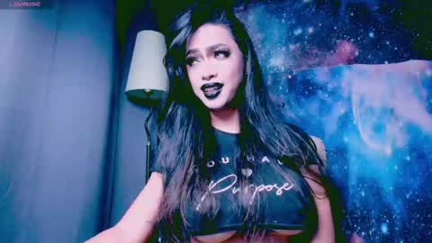 Snapshot of xxsexyandhotxx chatting on February 2025 11:52:01 PM Lara online show from February 2025 11:52:01 PM