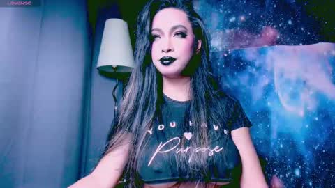 Snapshot of xxsexyandhotxx chatting on February 2025 12:14:02 PM Lara online show from February 2025 12:14:02 PM