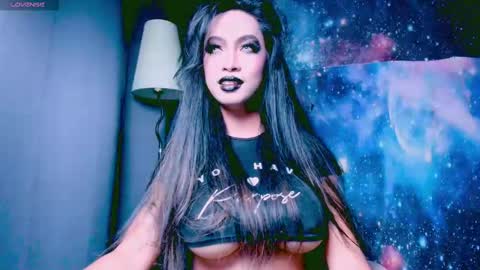 Snapshot of xxsexyandhotxx chatting on February 2025 05:02:02 AM Lara online show from February 2025 05:02:02 AM