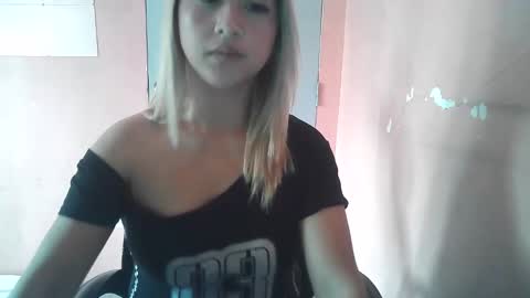 Snapshot of xxsugarpopxx chatting on December 2025 02:31:01 AM xxsugarpopxx online show from December 2025 02:31:01 AM