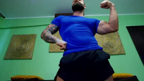 Snapshot of xxtreamleonard chatting on May 2026 08:21:01 AM Xtream Leonard online show from May 2026 08:21:01 AM