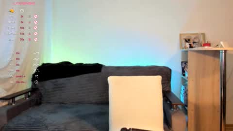 Vi online show from December 2025 07:06:02 AM