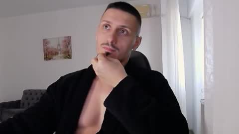 xxx_alejandro online show from November 2025 02:30:02 PM