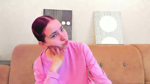Snapshot of xxx_hotbae_xxx chatting on May 2026 07:04:02 AM Eva online show from May 2026 07:04:02 AM