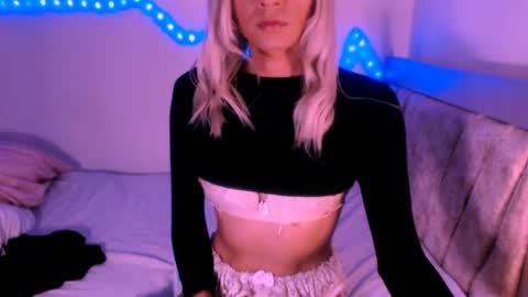 Snapshot of xxxanonymousloverxxx chatting on July 2026 12:13:01 AM Chiara online show from July 2026 12:13:01 AM