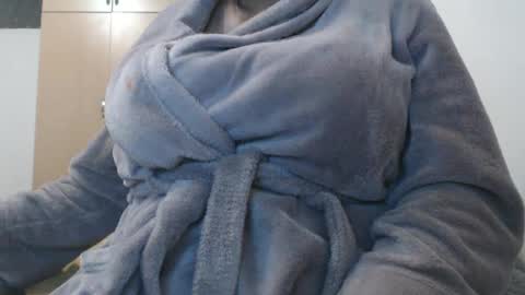 Ayanda online show from February 2025 10:15:02 PM