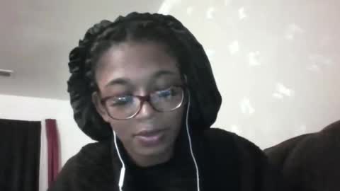 Danielle online show from December 2025 02:09:02 AM