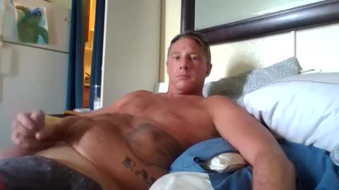 Snapshot of xxxelentdick chatting on November 2025 10:10:01 PM deeeeznutz online show from November 2025 10:10:01 PM